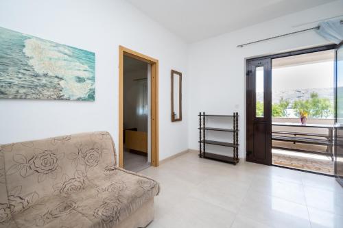 Two-Bedroom Apartment with Terrace and Sea View image 5