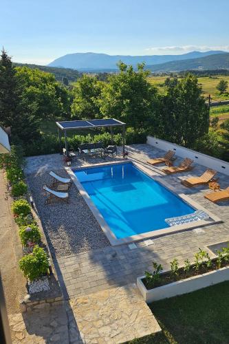 Family friendly house with a swimming pool Imotski, Zagora - 24581 in Gornji Vinjani