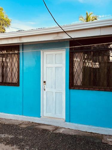 Mini apartment in downtown Limón with AC (Mini apartment in downtown Limon with AC) in 利蒙