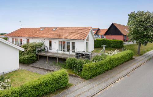  2 Bedroom Awesome Home In Gudhjem in Gudhjem