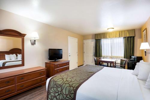 SureStay Hotel by Best Western Fernley - image 6