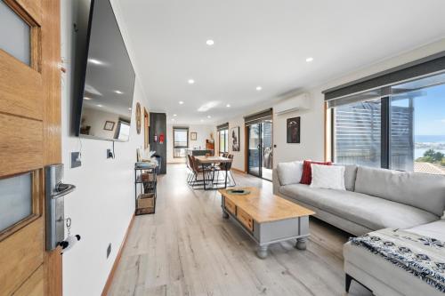 Timber Mill House - 2 Bedroom House in Midway Point