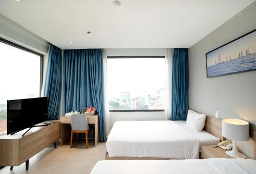 2 double beds