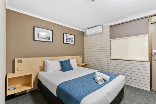 . Morayfield Tavern