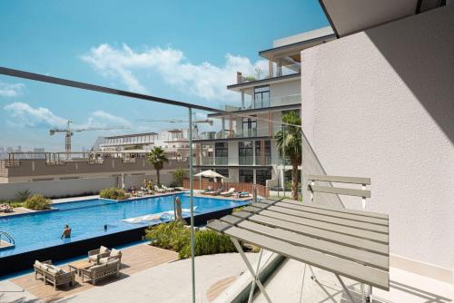 Restay Homes - Chic Studio in JVC - Pool Views - image 5