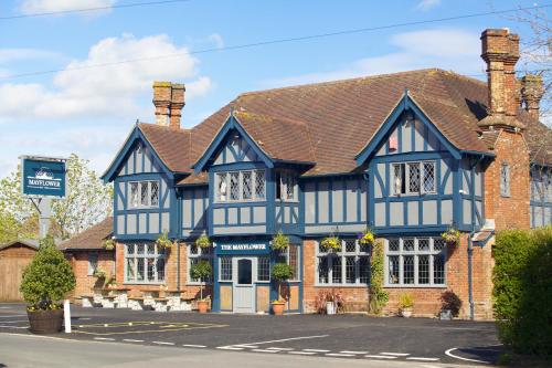 The Mayflower - Accommodation - Lymington