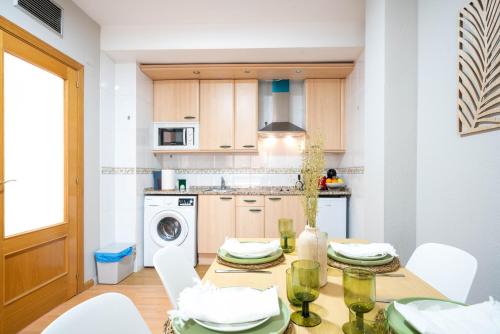 مطبخ, Apartamentos GO Covaresa Parking Bajo disponibilidad- Zona libre de bajas emisiones in Zorrilla