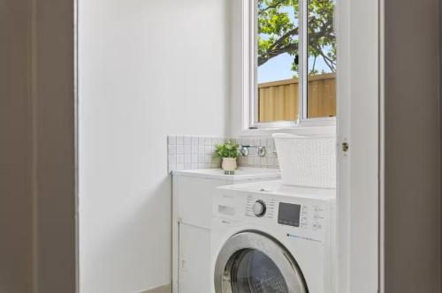 The Urban Cozy Cottage - 5 Mins to Parramatta CBD - image 8