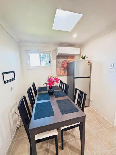 The Urban Cozy Cottage - 5 Mins to Parramatta CBD - image 9