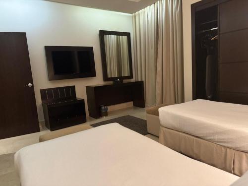Aswar Hotel Suites - Al Riyadh - Tap to explore photos