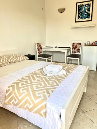 Apartmani Bekonja 3