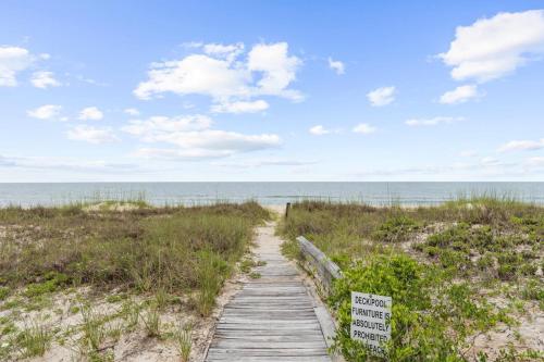 See Escape-Beachfront SGI, Ostrov St. George
