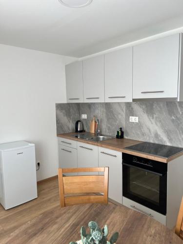 Apartmani Pervan 2 in 利夫尼