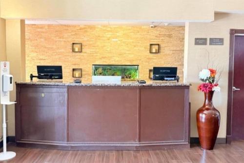 Hawthorn Extended Stay by Wyndham Amarillo detail