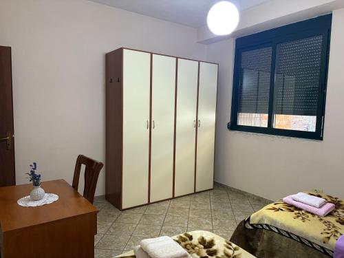 Friends House, Tirana (photo 6)