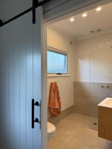 25 Young - 3 Bed, 1 Bath, Танунда (фото 3)