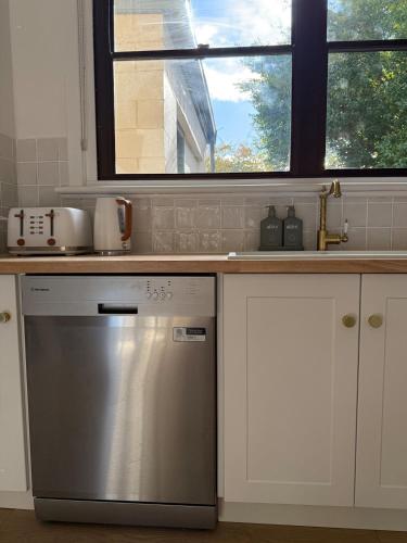 25 Young - 3 Bed, 1 Bath, Танунда (фото 6)