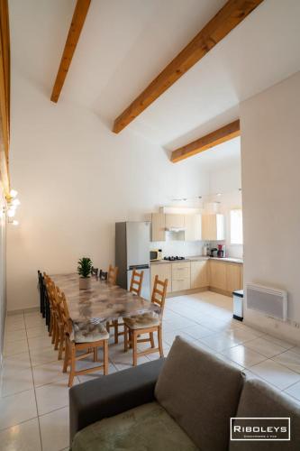 Facilities, Villa T4 a 450m de la plage avec climatisation near Le riad