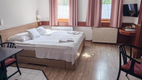 Club Hotel Abbázia - image 11