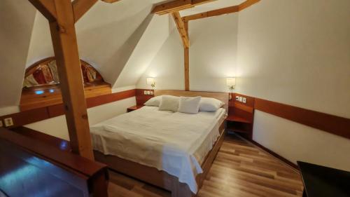 Club Hotel Abbázia - image 13