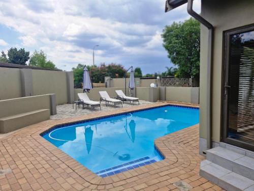 Nightingale Lodge Bed and Breakfast