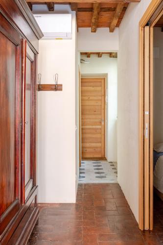 100m from the Duomo - The Living Gallery in ปิเอตราซานตา