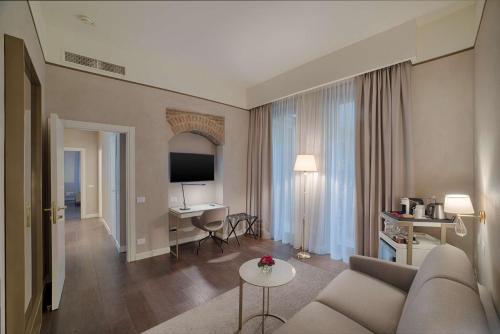 NH Collection Palazzo Verona - image 2