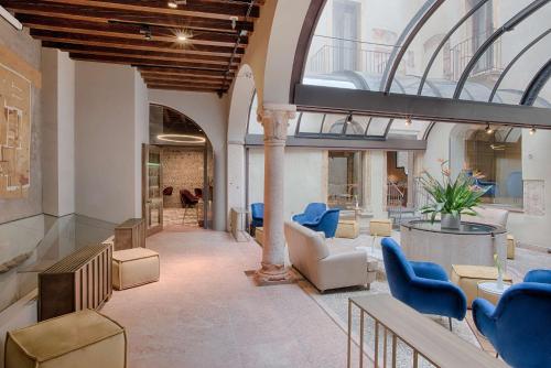 NH Collection Palazzo Verona - image 2