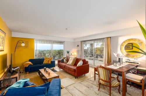 NICE luxury residence, Garden level with sea view and swimming pool, 2bedroom apartment of approximately 85 square meter and private garden, Nice (fotografie 6)