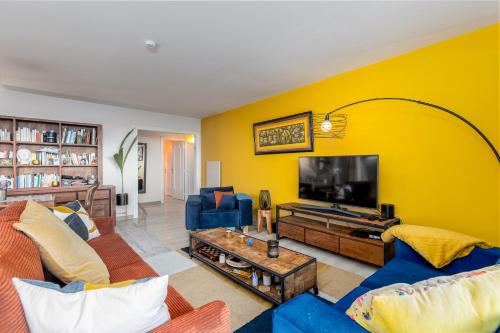 NICE luxury residence, Garden level with sea view and swimming pool, 2bedroom apartment of approximately 85 square meter and private garden, Nice (fotografie 7)