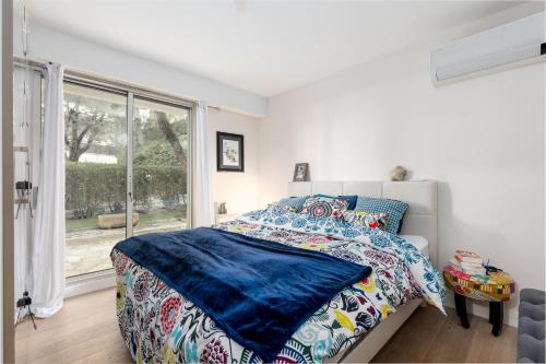 NICE luxury residence, Garden level with sea view and swimming pool, 2bedroom apartment of approximately 85 square meter and private garden, Nice (fotografie 8)