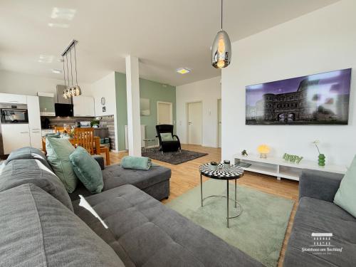 Komfort Ferienwohnungen mit Wellness-Garten - Gästehaus am Bachlauf - Losheim am See in Losheim, Deutschland