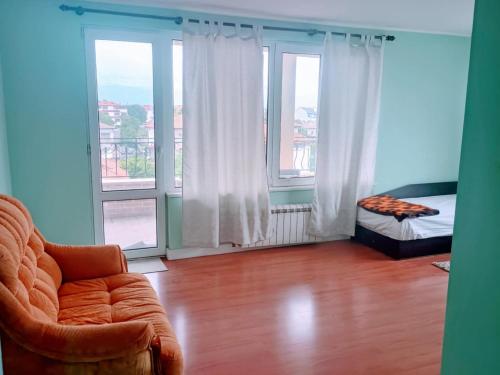 Uspeh bg in Plovdiv Western District
