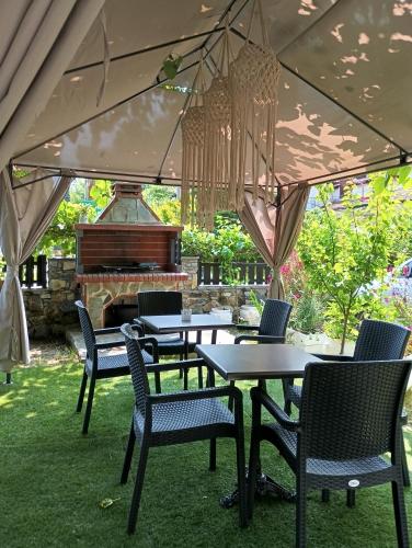 Achillion b&b - Παραλία Σκοτινης
