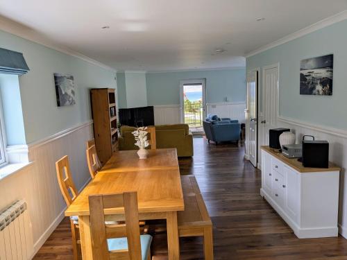 外部景觀, Tarasaigh House in 哈里斯島