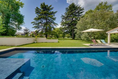 Le Clos Saint Jean in Tizac De Curton