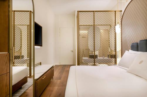 Centenari Deluxe King Room image 3