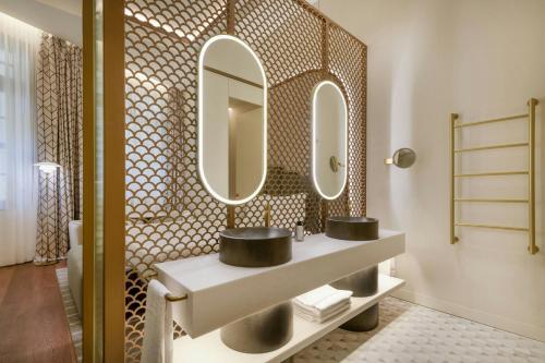 Centenari Deluxe Twin Room image 1