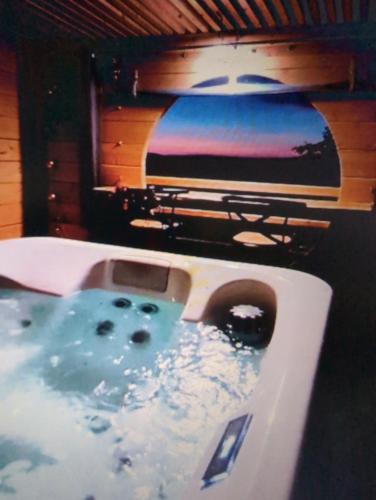 Le Spa des lavandes panoramique chambre d'hôte Le Castellet