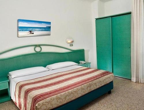 Double or Twin Room with Side Sea View