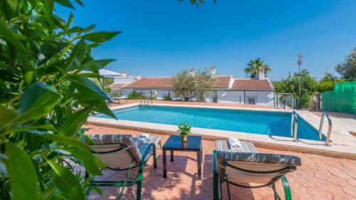 Casa Brenda Donald Antequera by Ruralidays