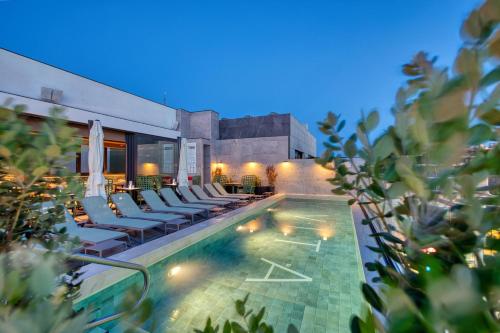 VITA Hotel & Rooftop, St. Julian’s