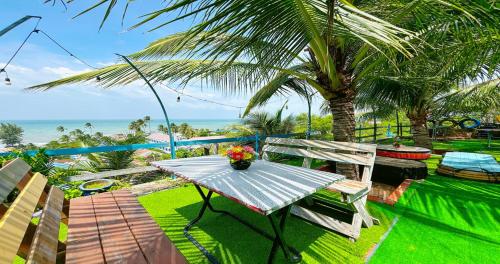 Otoczenie, Quoc Dinh Guesthouse in Phan Thiet