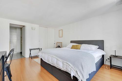Elegant Apt - 1BDR 4P - Marais Place des Vosges - image 7