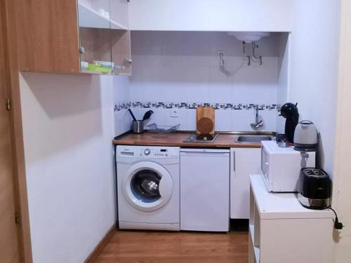 Apartamentos EconoStay Sol 5