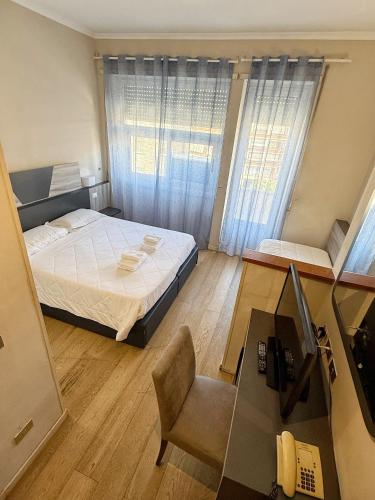 Hotel Laura - image 14