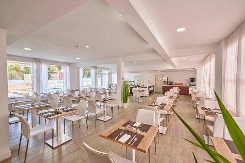 Hotel Fenix - image 2