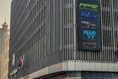 Paramount Elegance 10 minutes walk to Dubai Mall, Dubai (Foto 3)