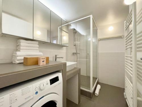 202419 - Elegant apartment for 6 people in the Montorgueil area - image 13