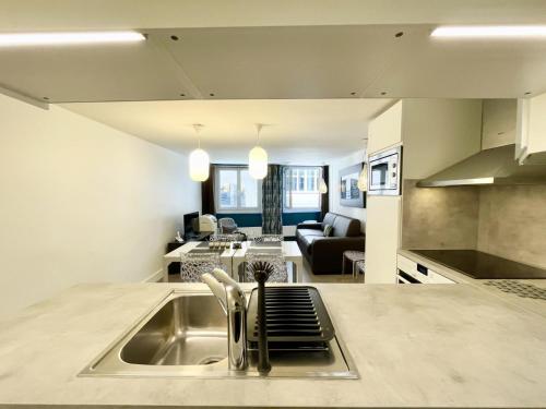 202419 - Elegant apartment for 6 people in the Montorgueil area - image 11